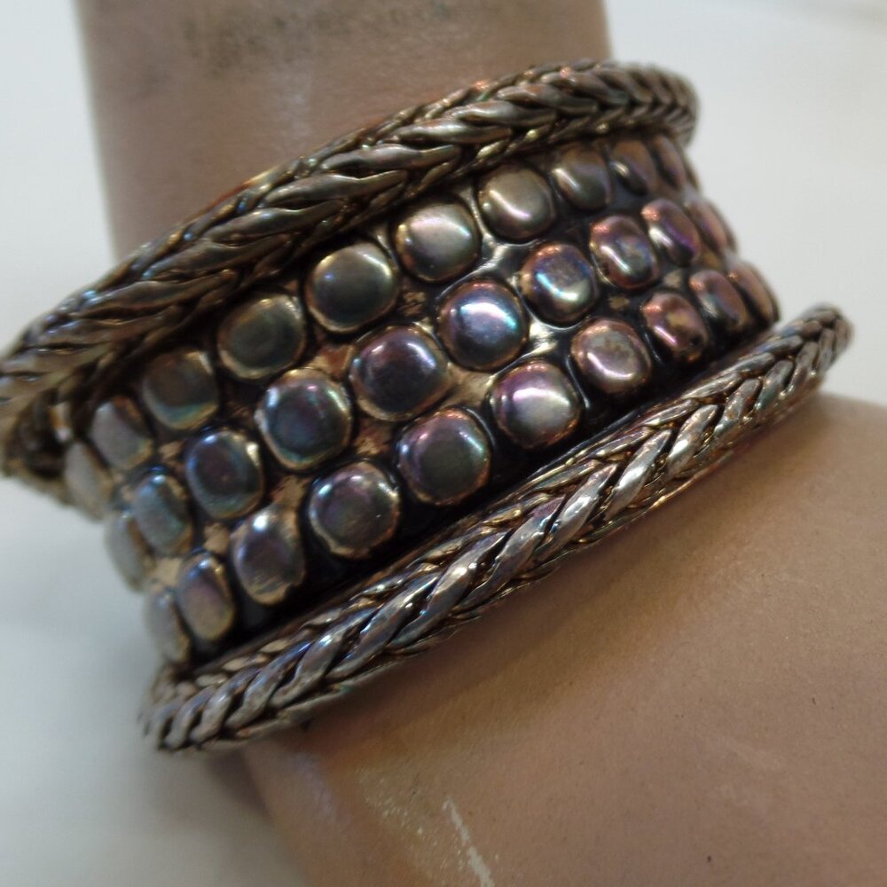 Vintage Wide Cuffed Pebbled Braided Silvertone Bracelet Apx 1.5"W 7 to 7.5 Wrist